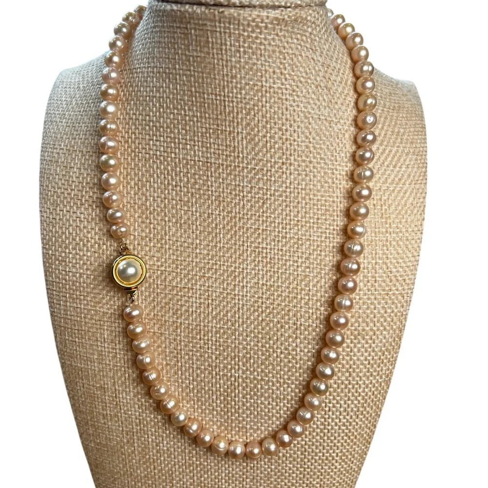 Elegant 17” Light Pink Pearl Necklace w/ Off-Center Gold Pearl Clasp
